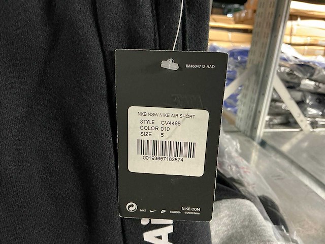 Partij nike air kids shorts (13x) - afbeelding 2 van  6