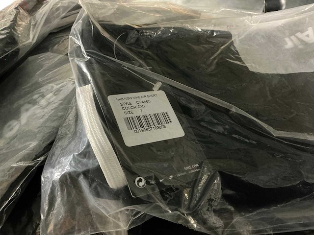 Partij nike air kids shorts (13x) - afbeelding 6 van  6