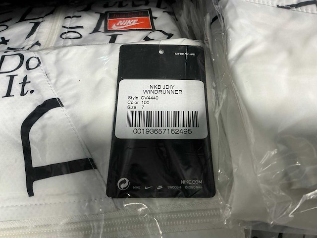 Partij nike kids trainings jackets/broeken (54x) - afbeelding 2 van  10