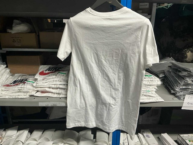 Partij nike kinder shirts (182x) - afbeelding 7 van  11