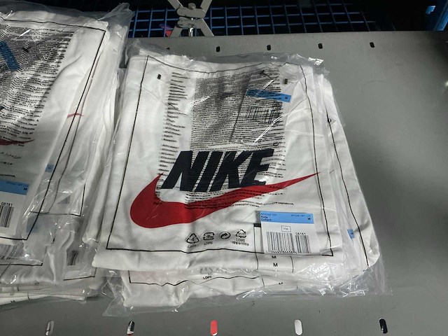 Partij nike kinder shirts (182x) - afbeelding 10 van  11