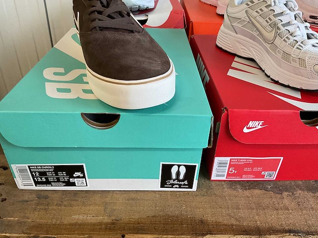 Partij nike schoenen (20x) - afbeelding 10 van  12
