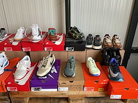 Partij nike schoenen (21x) - afbeelding 10 van  15