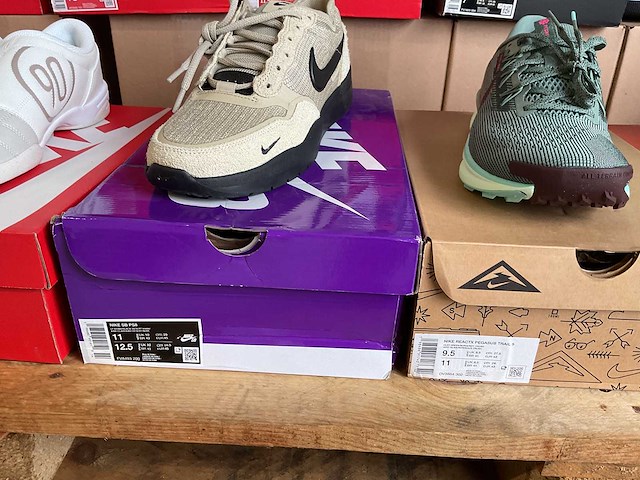 Partij nike schoenen (21x) - afbeelding 12 van  15