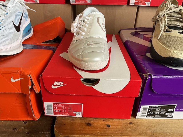 Partij nike schoenen (21x) - afbeelding 14 van  15