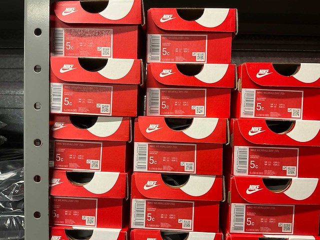 Partij nike wearallday (td) (20x) - afbeelding 5 van  5