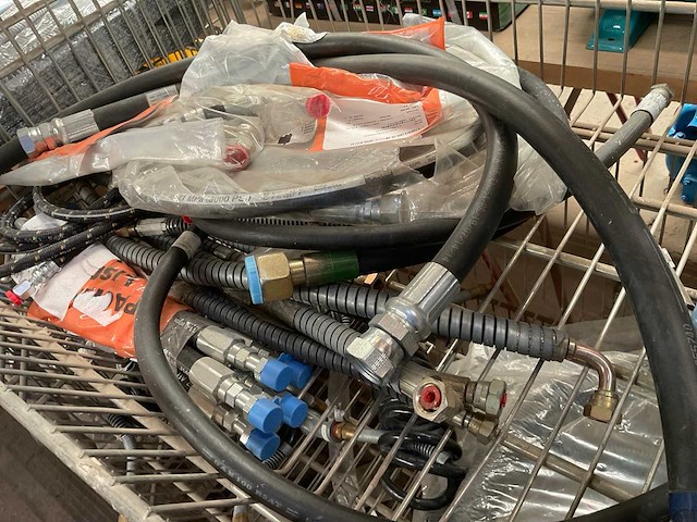 Partij nonmettalic hose assembly - afbeelding 3 van  4