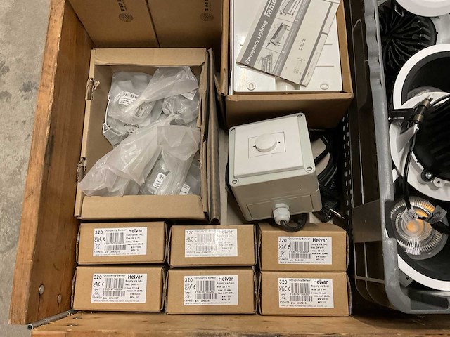 Partij (nood) verlichting - afbeelding 9 van  10