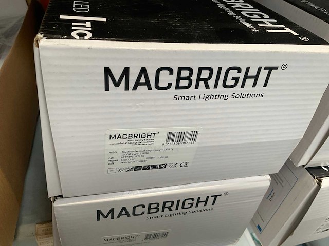 Partij noodverlichtingsarmaturen en pictogrammen - afbeelding 3 van  8