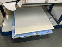 Partij noodverlichtingsarmaturen en pictogrammen - afbeelding 8 van  8