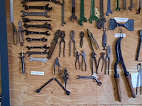 Partij nostalgisch handgereedschap - afbeelding 2 van  10