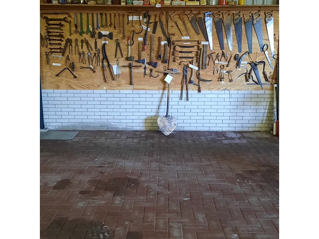 Partij nostalgisch handgereedschap - afbeelding 1 van  10