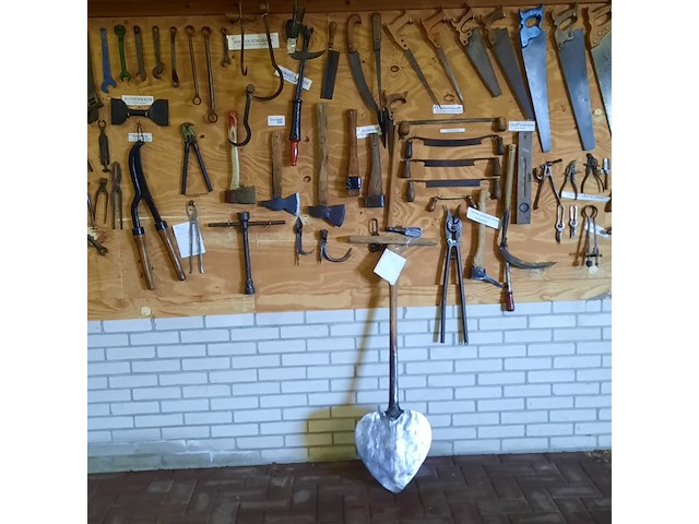 Partij nostalgisch handgereedschap - afbeelding 4 van  10