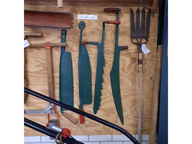 Partij nostalgisch handgereedschap - afbeelding 7 van  8