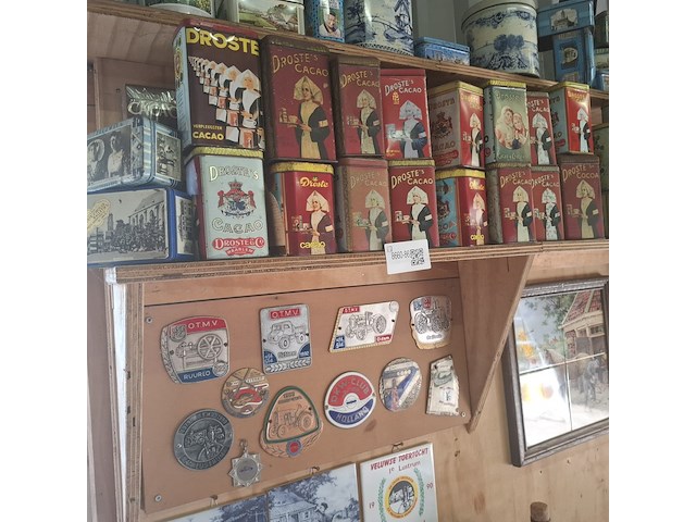 Partij nostalgische bewaarblikken vnl. droste - afbeelding 1 van  11