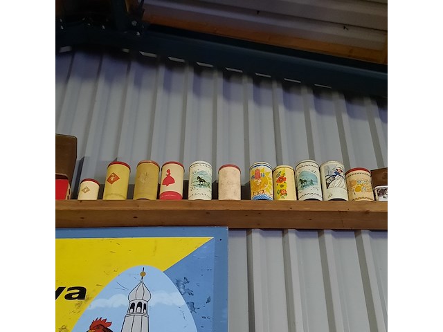 Partij nostalgische blikken - afbeelding 5 van  15