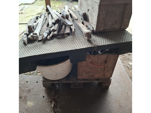 Partij nostalgische muurankers en toebehoren - afbeelding 7 van  12