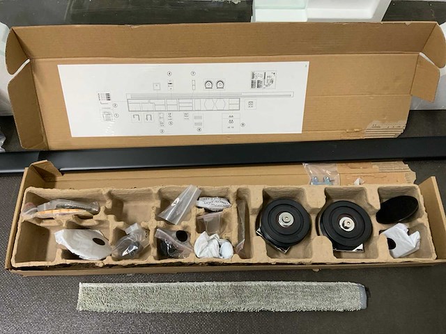 Partij novellini douchewanden, accessoires en toebehoren - afbeelding 6 van  6