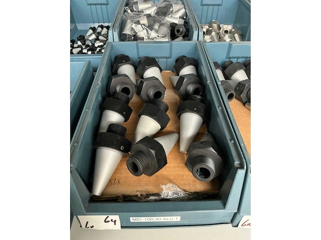 Partij nozzles met schroefdraad - afbeelding 7 van  8