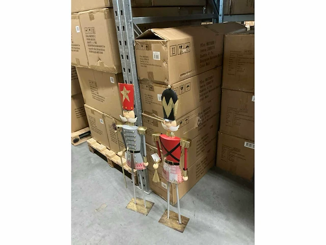 Partij nutckracker nick h92cm 2 soorten (20x) - afbeelding 2 van  5