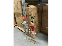 Partij nutckracker nick h92cm 2 soorten (20x) - afbeelding 2 van  4