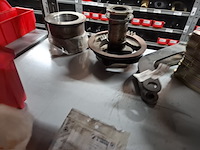 Partij o.a. aftakasdelen, snijmessen met houders - afbeelding 14 van  17