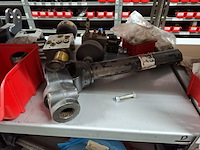 Partij o.a. aftakasdelen, snijmessen met houders - afbeelding 17 van  17