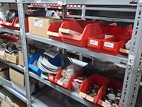 Partij o.a. bouten, koppelingen - afbeelding 1 van  16