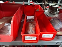 Partij o.a. bouten, koppelingen - afbeelding 12 van  16