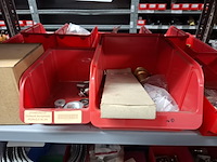 Partij o.a. bouten, koppelingen - afbeelding 13 van  16