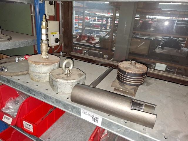 Partij o.a. lagerbussen - afbeelding 2 van  6