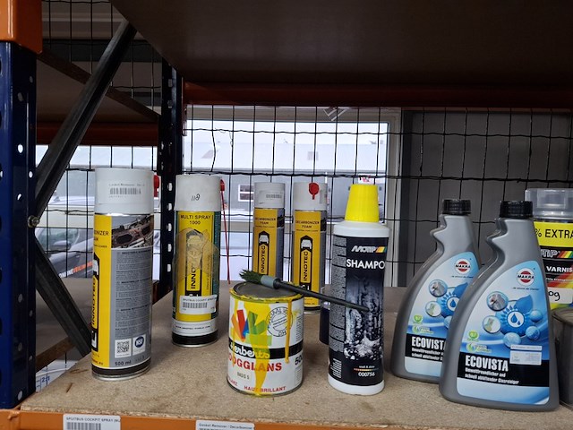 Partij o.a. spuitbussen - afbeelding 13 van  17