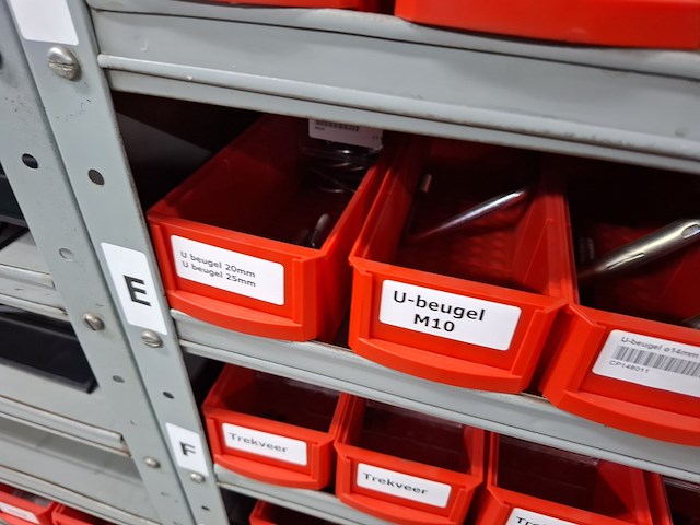 Partij o.a. veren en klemmen - afbeelding 5 van  17