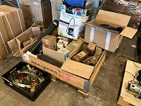 Partij olie- / luchtfilter & diverse onderdelen - afbeelding 1 van  8