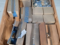 Partij olie keerringen, daf - afbeelding 2 van  7