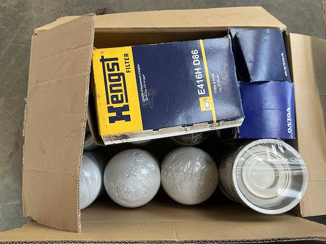 Partij oliefilters - afbeelding 2 van  3