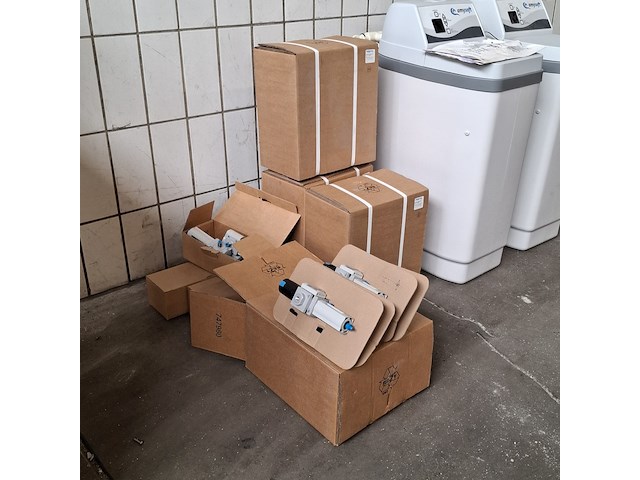 Partij olievernevelaars, festo - afbeelding 1 van  13