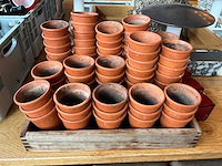 Partij olijfolie, azijn en tafelbenodigdheden - afbeelding 6 van  6