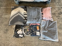 Partij onbezorgde kleding stukken (170x) - afbeelding 10 van  15