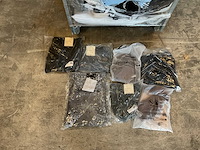 Partij onbezorgde kleding stukken (180x) - afbeelding 10 van  16