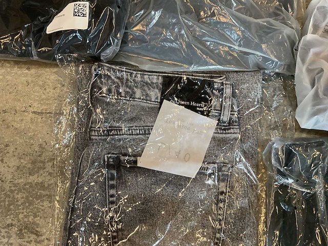 Partij onbezorgde kleding stukken (180x) - afbeelding 11 van  16