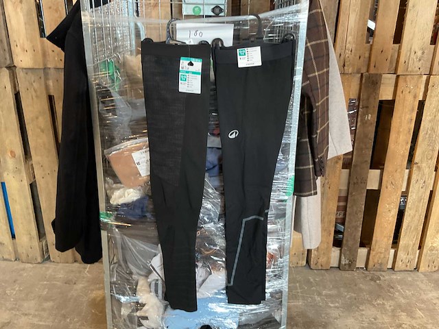 Partij onbezorgde kleding stukken (180x) - afbeelding 12 van  16