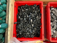 Partij onderdelen en bevestigingsmateriaal - afbeelding 2 van  8