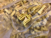 Partij onderdelen en bevestigingsmateriaal - afbeelding 6 van  8