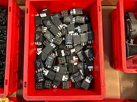 Partij onderdelen en bevestigingsmateriaal - afbeelding 6 van  8