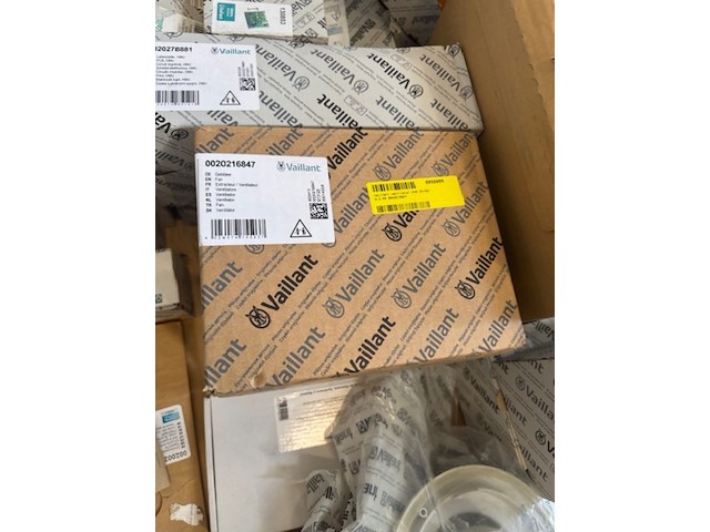 Partij onderdelen en servicekoffer vaillant - afbeelding 17 van  19