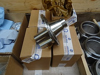 Partij onderdelen en toebehoren - afbeelding 4 van  7