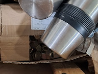 Partij onderdelen, garage inventaris en diversen - afbeelding 11 van  11