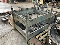 Partij onderdelen mesttank - afbeelding 2 van  5