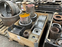 Partij onderdelen mesttank - afbeelding 3 van  9